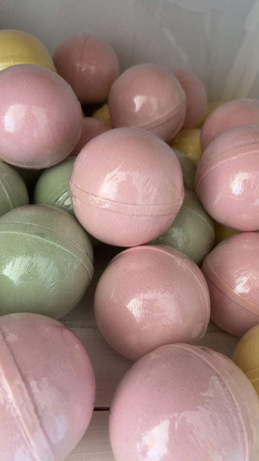 Handmade Bath Bombs

Relaxing, Skin-Friendly & Handmade in Australia
