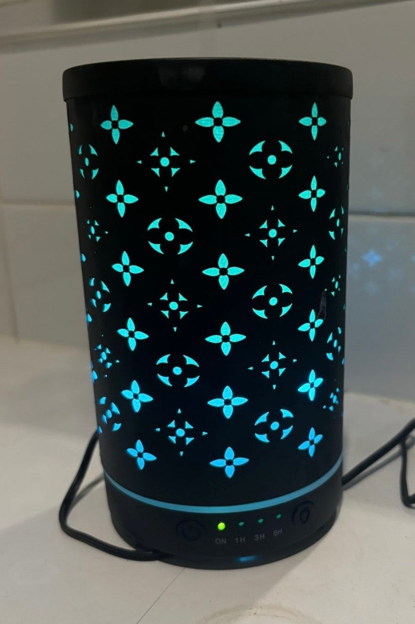 Black Louie Electric Oil Diffuser – Colour Changing LED