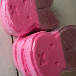 Handmade Pink Bunny Bath Bomb

Relaxing, Skin-Friendly & Handmade in Australia
