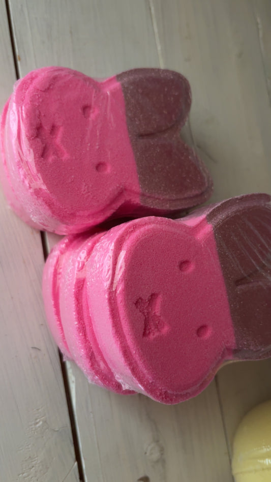 Handmade Pink Bunny Bath Bomb

Relaxing, Skin-Friendly & Handmade in Australia